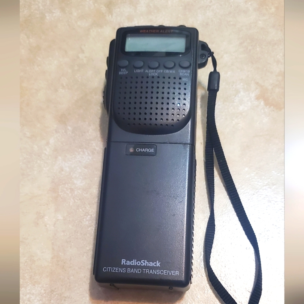 CB WALKIE-TALKIE TRC-241 RADIO 40 CHANNEL.